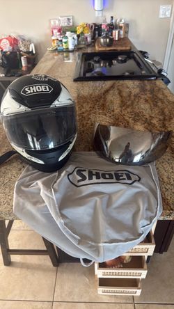 Shoei Full-Face Motorcycle Helmet with Tinted Visor