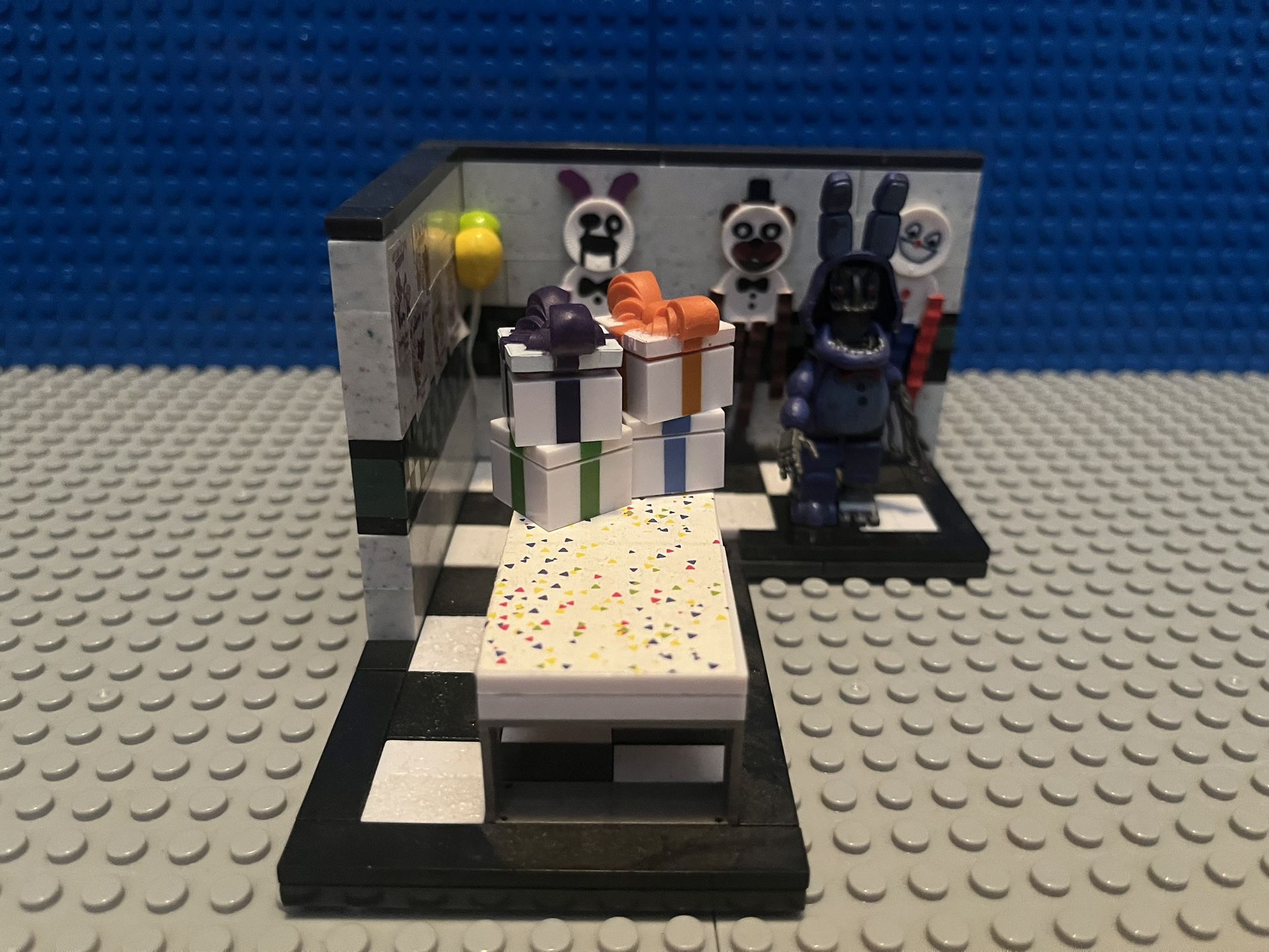 FNAF Lego Mcfarlane Withered Bonnie
