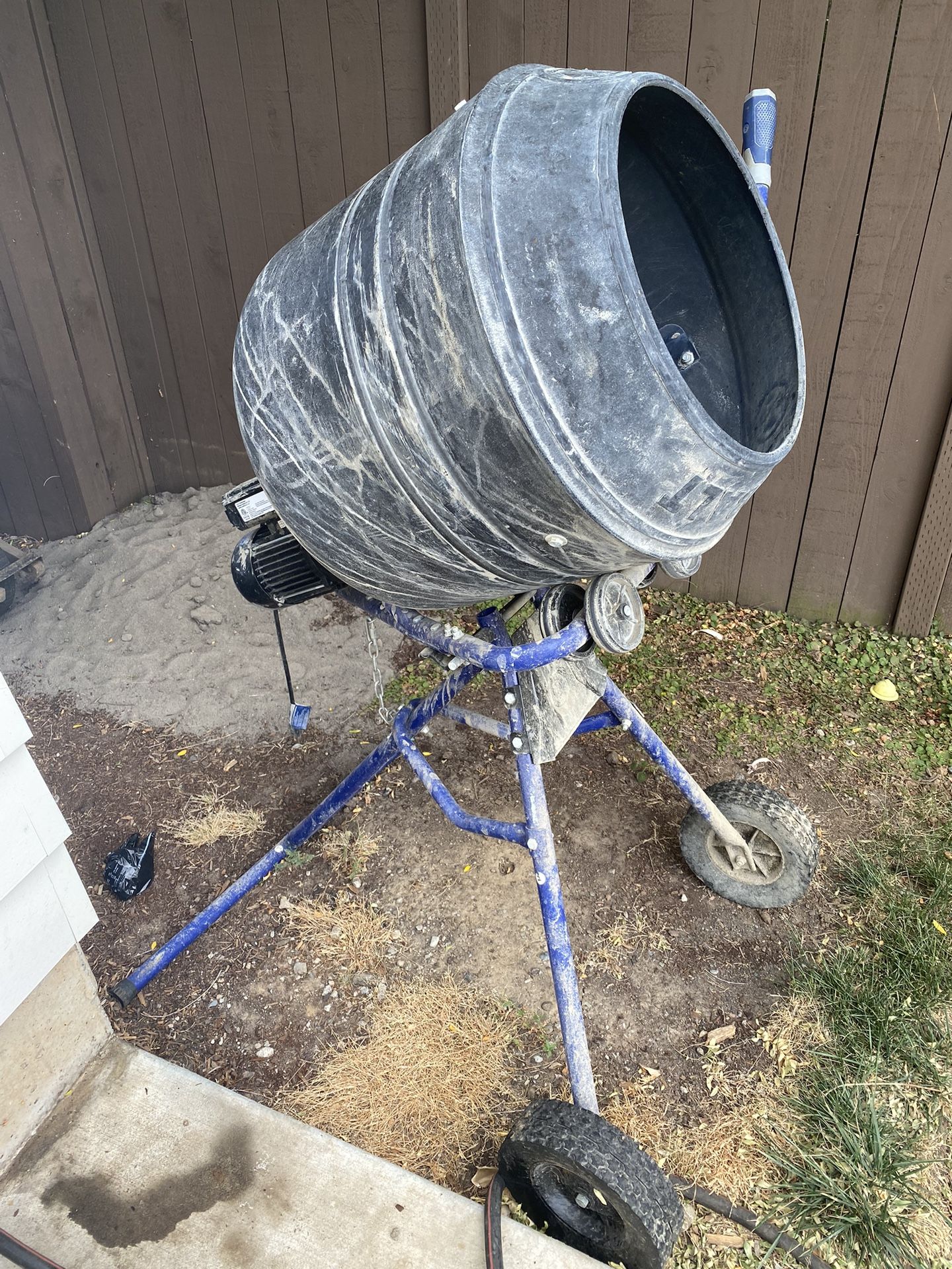 Kobalt Concrete Mixer for Sale in Portland, OR OfferUp