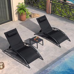 New PURPLE LEAF Patio Chaise Lounge Set Outdoor Beach Pool Sunbathing Lawn Lounger Recliner Chair Outside Chairs with Side Table Included  New in box 