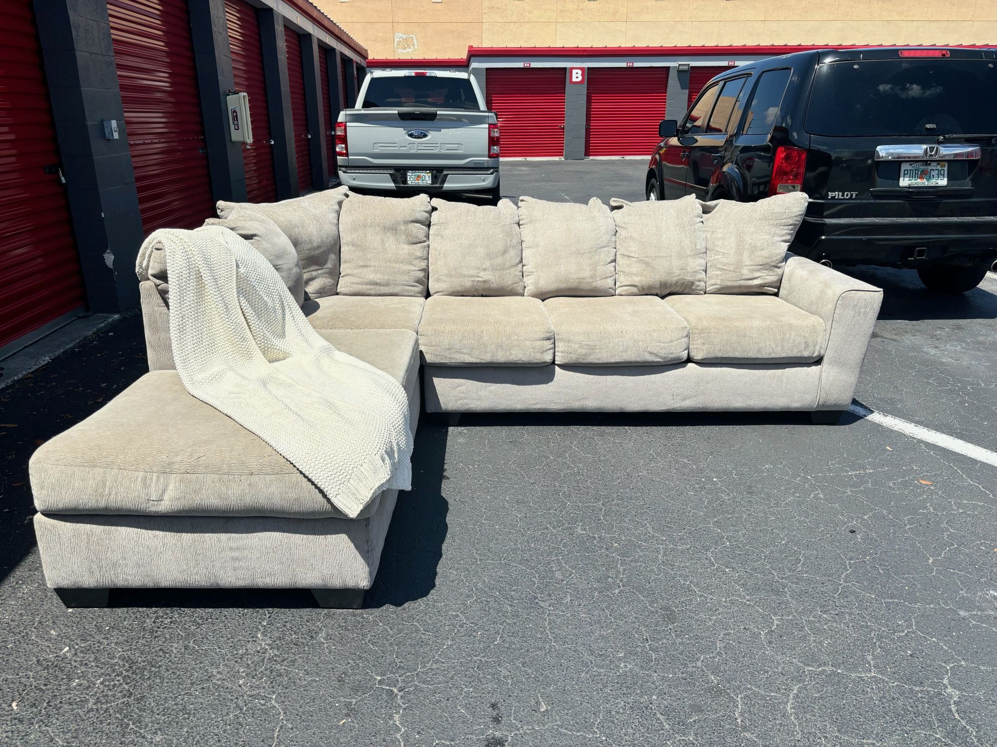 Beige Sectional Sofa/Couch *Free Delivery*