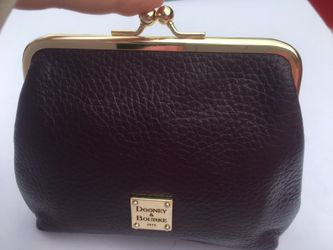 Dooney & Bourke cosmetic bag