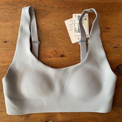 Lululemon IN ALIGNMENT STRAIGHT STRAP BRA, LIGHT SUPPORT, A/B CUP Chambray  for Sale in Huntington Beach, CA - OfferUp