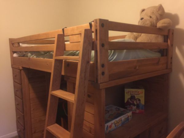 Art Van Kid S Collection Bunk Bed And Matching Dresser For Sale