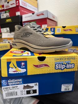Skechers Go Walk Arch Fit 2.0 Slip-ins Size 8