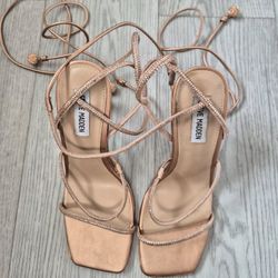 Steve Madden Rose Gold Heels Size 9