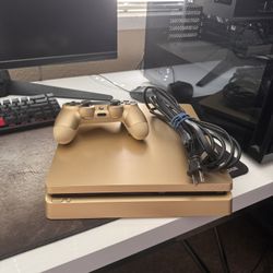 PS4 Slim 