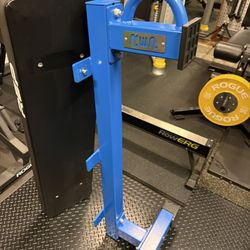 BLUE REP FITNESS FB-5000 COMPETITION FLAT BENCH LIKE NEW