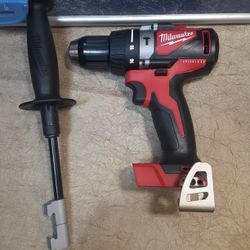 NEW MILWAUKEE M18 BRUSHLESS HAMMER DRILL DRIVER TOOL 