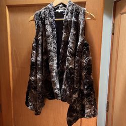 Faux Fur  Vest 🤎