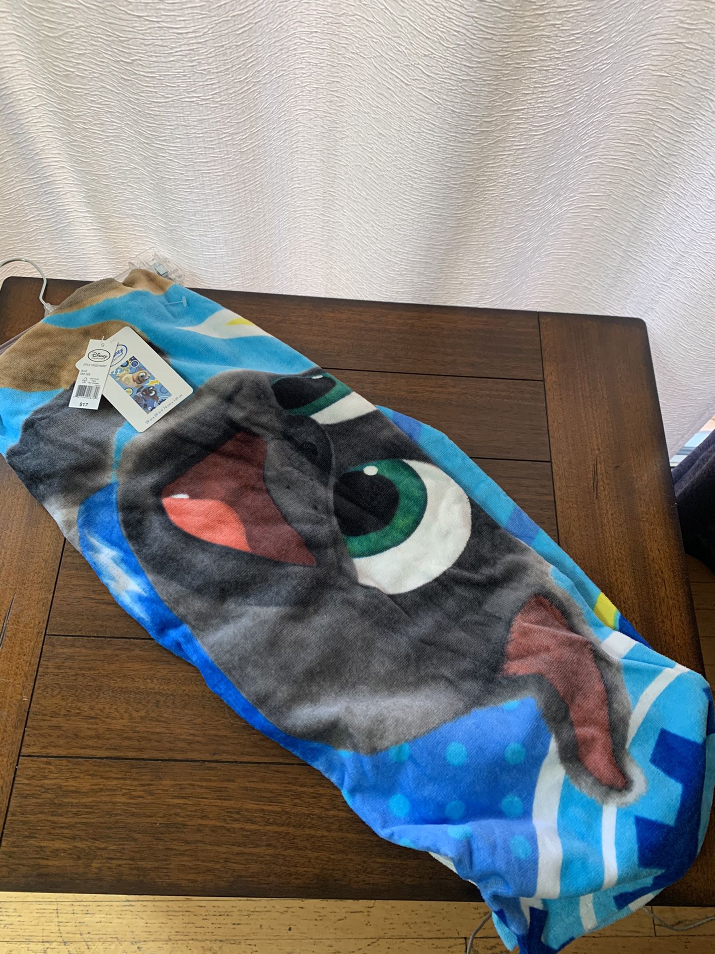 New puppy dog pals towel from the Disney store