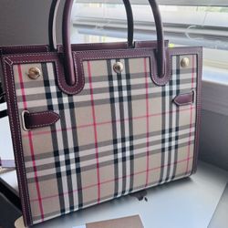 Burberry Bag 