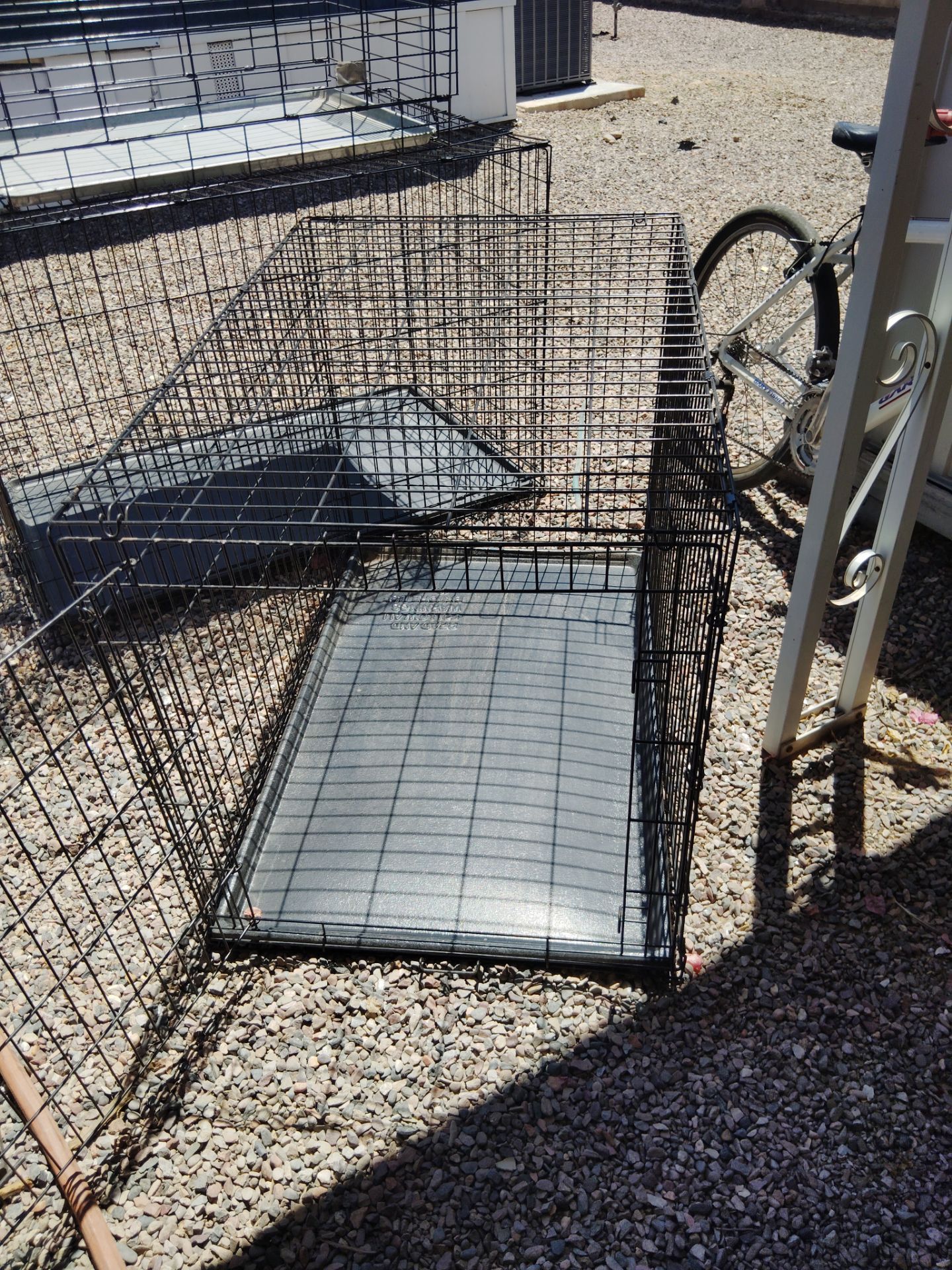 dog kennel