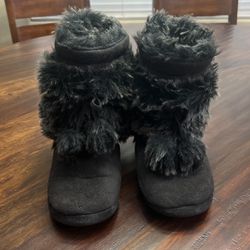 Girls Black Moccasin Boots With Fur