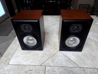 Vanatoo Transparent one powered speakers
