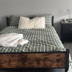 Queen Size Bed Frames With Mattress‼️