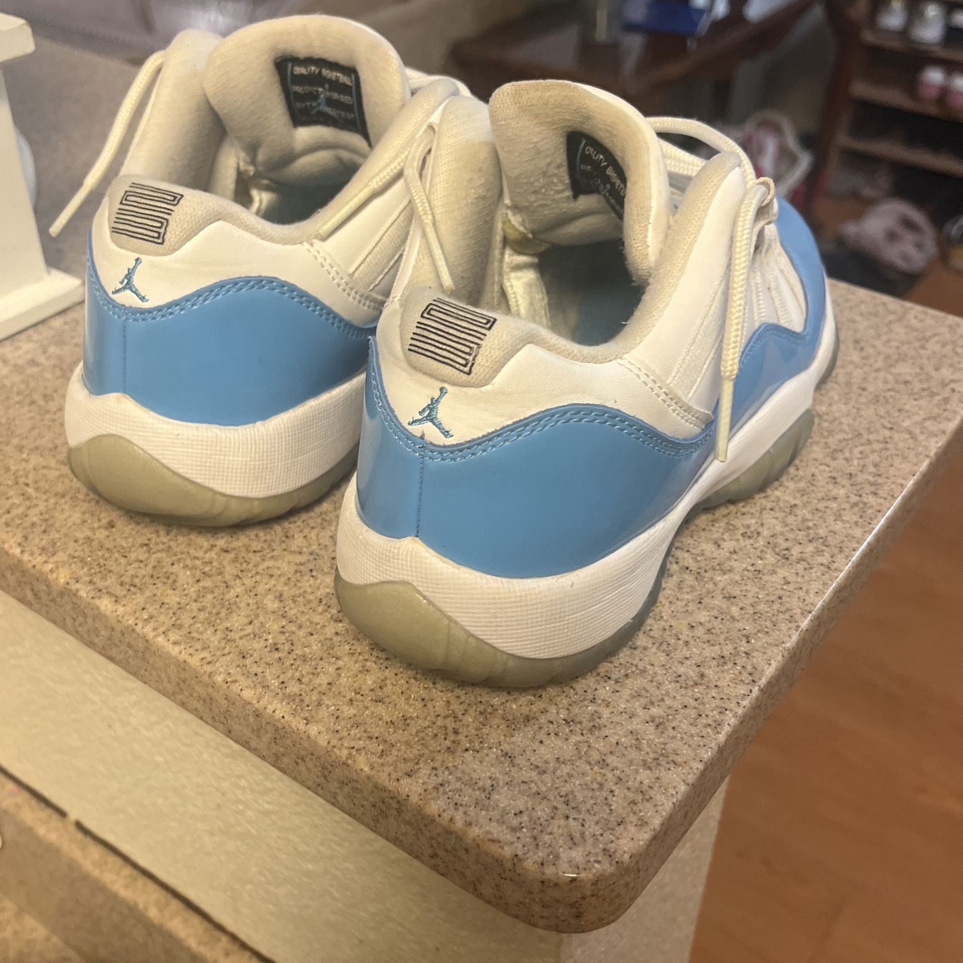 Jordan 11 unc