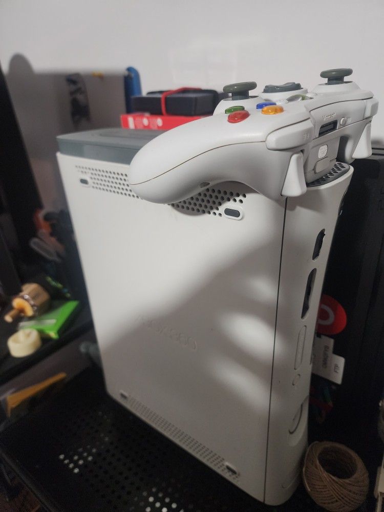 Xbox 360 (M0DDED)