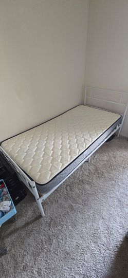 twin bed with mattress