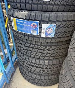 LT275/70R18 Set Of 4 Lion Sport A/T New Tires Q