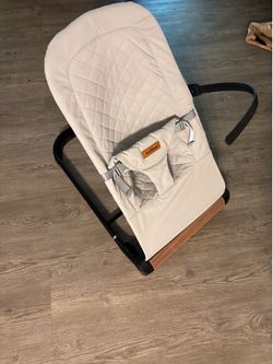Baby bouncer