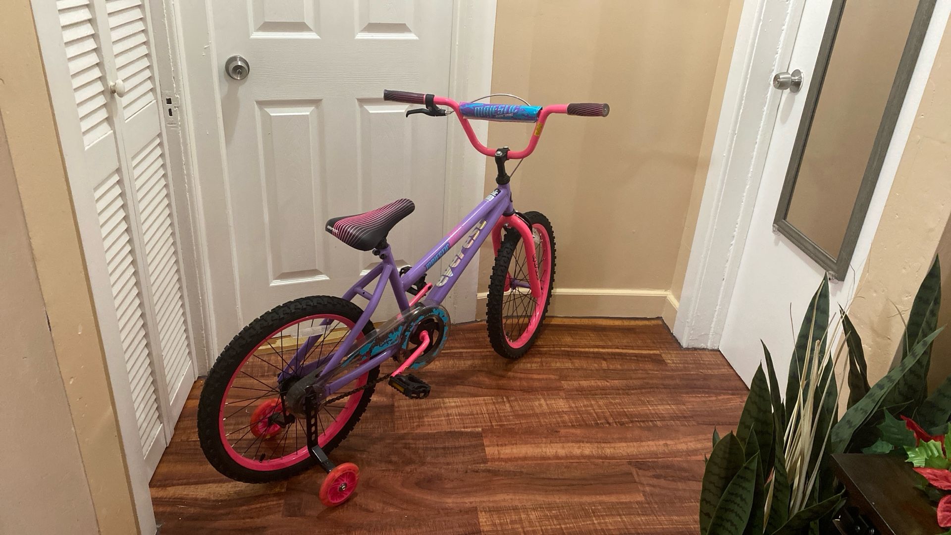 Majestic Everest Bike