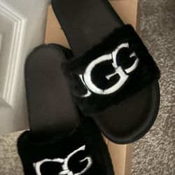 UGG slides