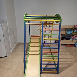 Kids indoor play gym
