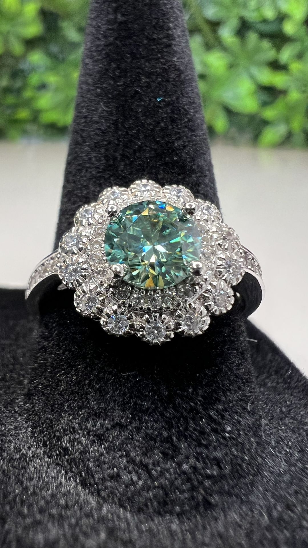 ✨ 1 Carat Moissanite Diamond Ring✨