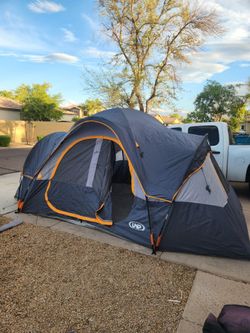 UNP CAMPING TENT 10 PERSON (Casa de campana)
