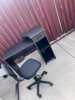 Desk & chair