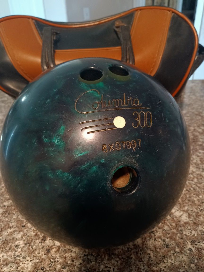 Bowling Ball With Bowling Bag 