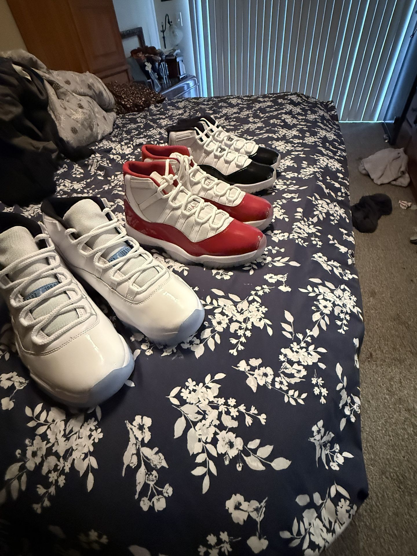 Jordan 11s 