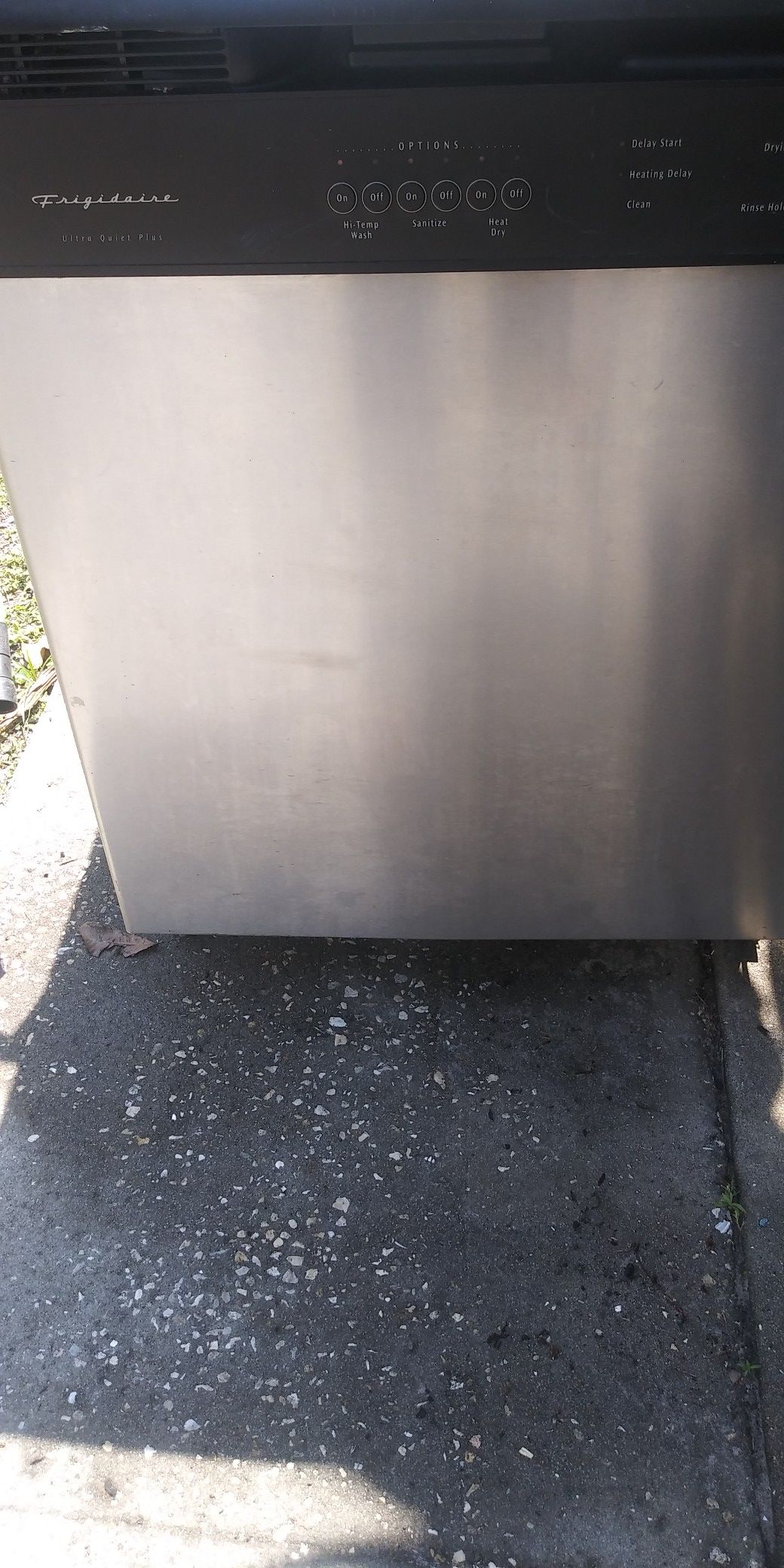 Frigidaire Ultra Quiet Dishwasher for Sale in PT CHARLOTTE, FL OfferUp