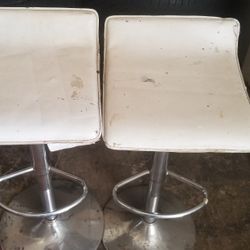 2 Stools