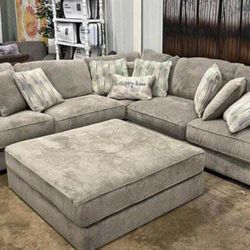 Bayless Smoke 3-Piece Sectional with Ottoman