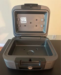 Sentry Safe  (Fire Resistant / Waterproof) 0.28 CU. FT