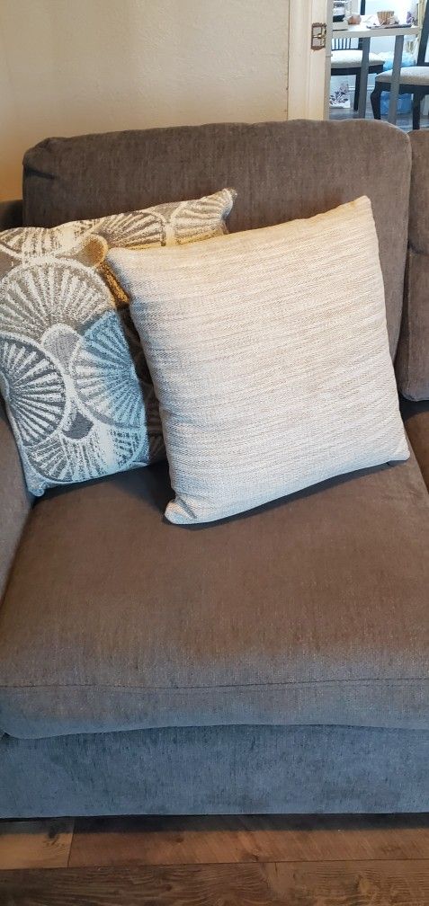 Clean Sofa