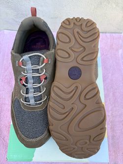 Origins Lace-Up Trail Sneakers