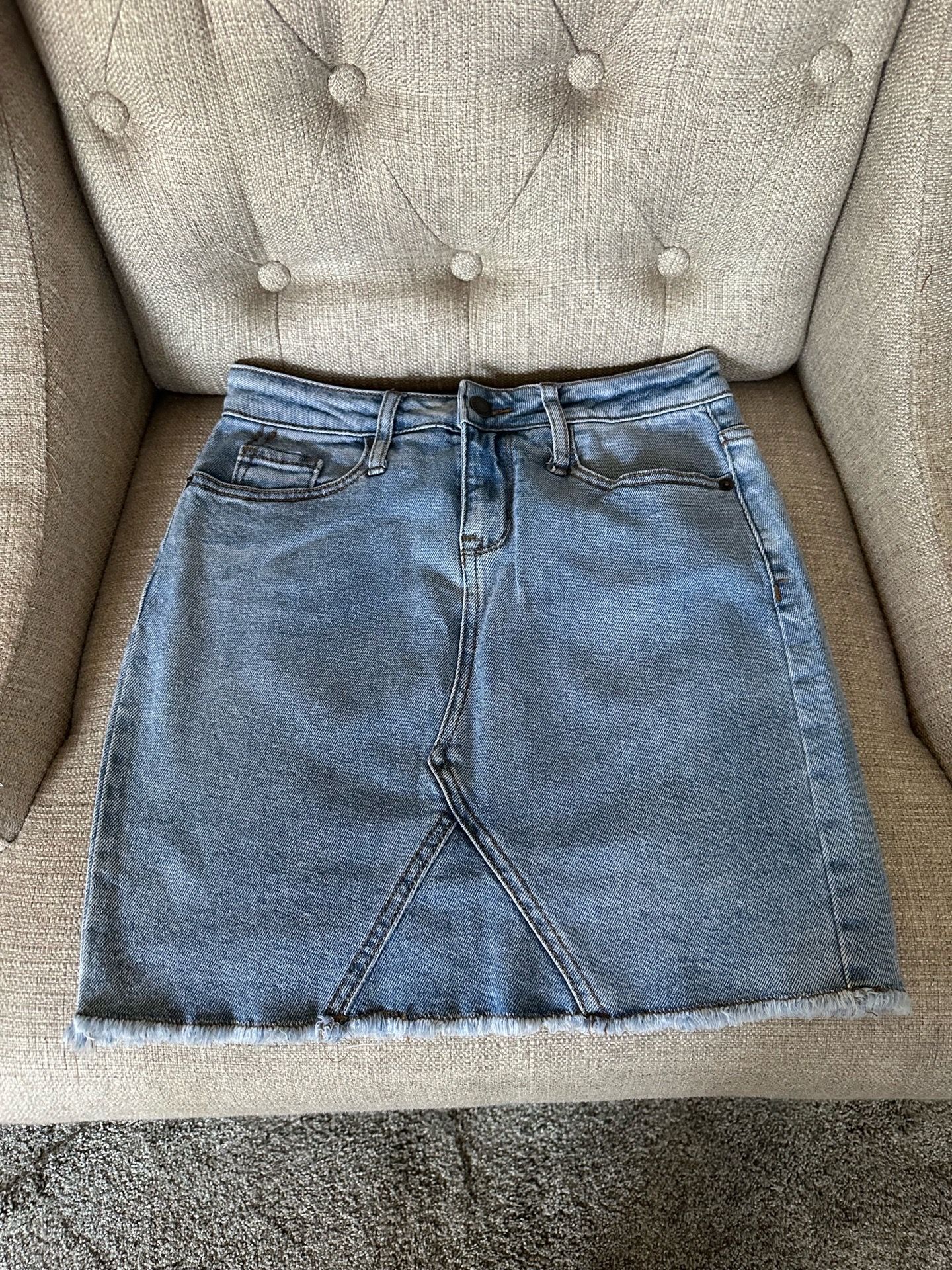 Mossimo Supply Co Jean Skirt. Size 00/24