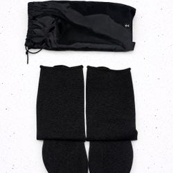 Yeezy Pods (Size 2) – New, Never Worn