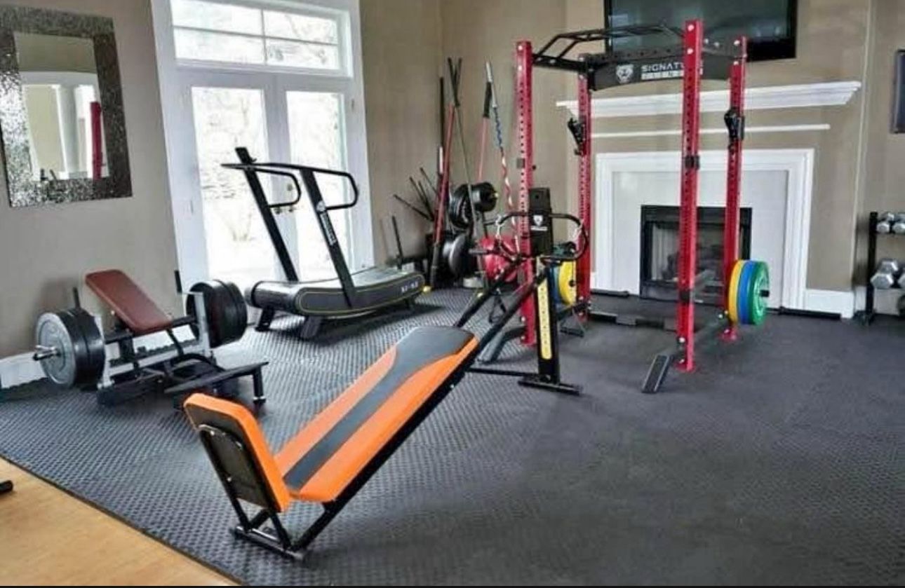 Home Gym System Workout Station with 15 Resistance Levels, Comes with Resistance Bands, New in Box
