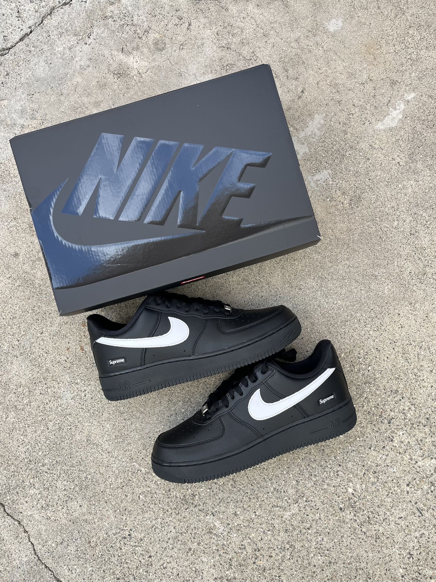 Nike Air Force 1 Low Supreme Black White (Size 9.5-10.5)