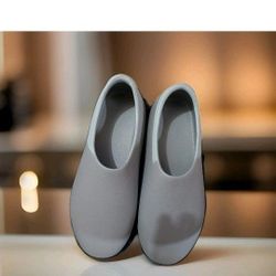 YZY SL-01 Size 11 Authentic W/Receipt 