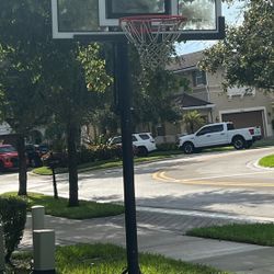  Adjustable Height Shatterproof Basketball Hoop