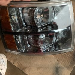 Silverado 07-13 Headlights