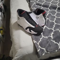 Jordan 14 Black Toe New