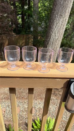 Outdoor glassware