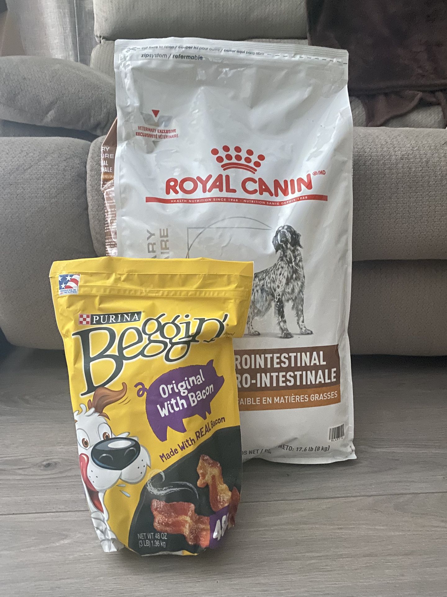 Best Dietary Dog food with dog snacks