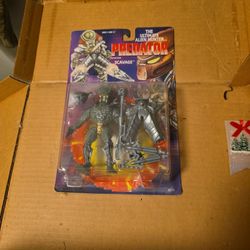 Kenner 1993 Scavage Predator action figure